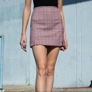 Brandy Melville cara mini skirt